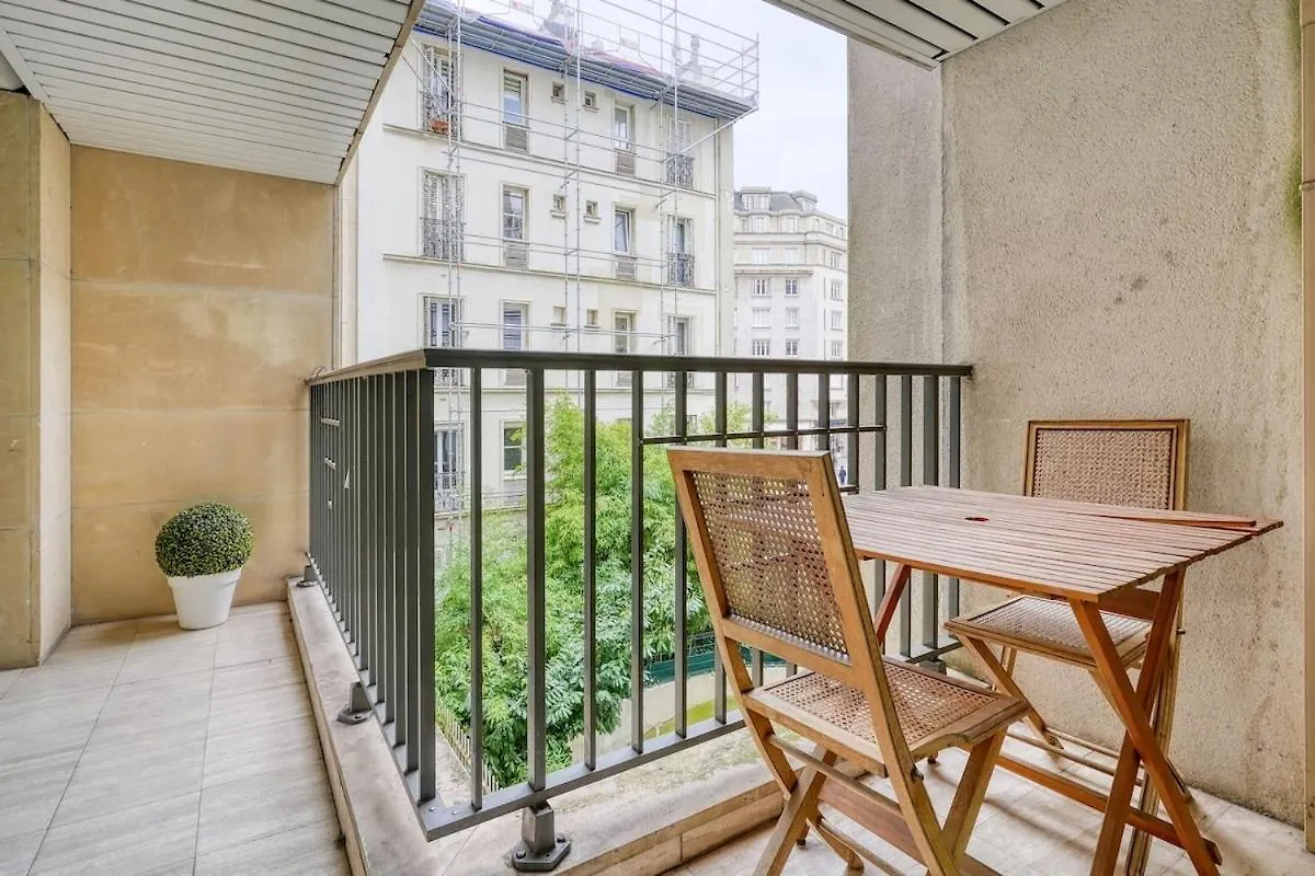 Spacious & Cozy Apartment - Trocadero Passy Paris