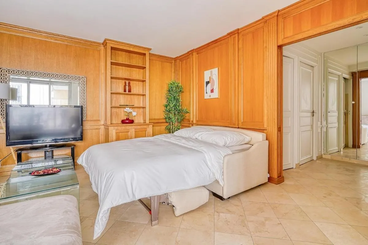 Spacious & Cozy Apartment - Trocadero Passy Paris